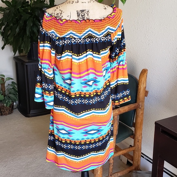 Pretty South Western Dress - Picture 3 of 5